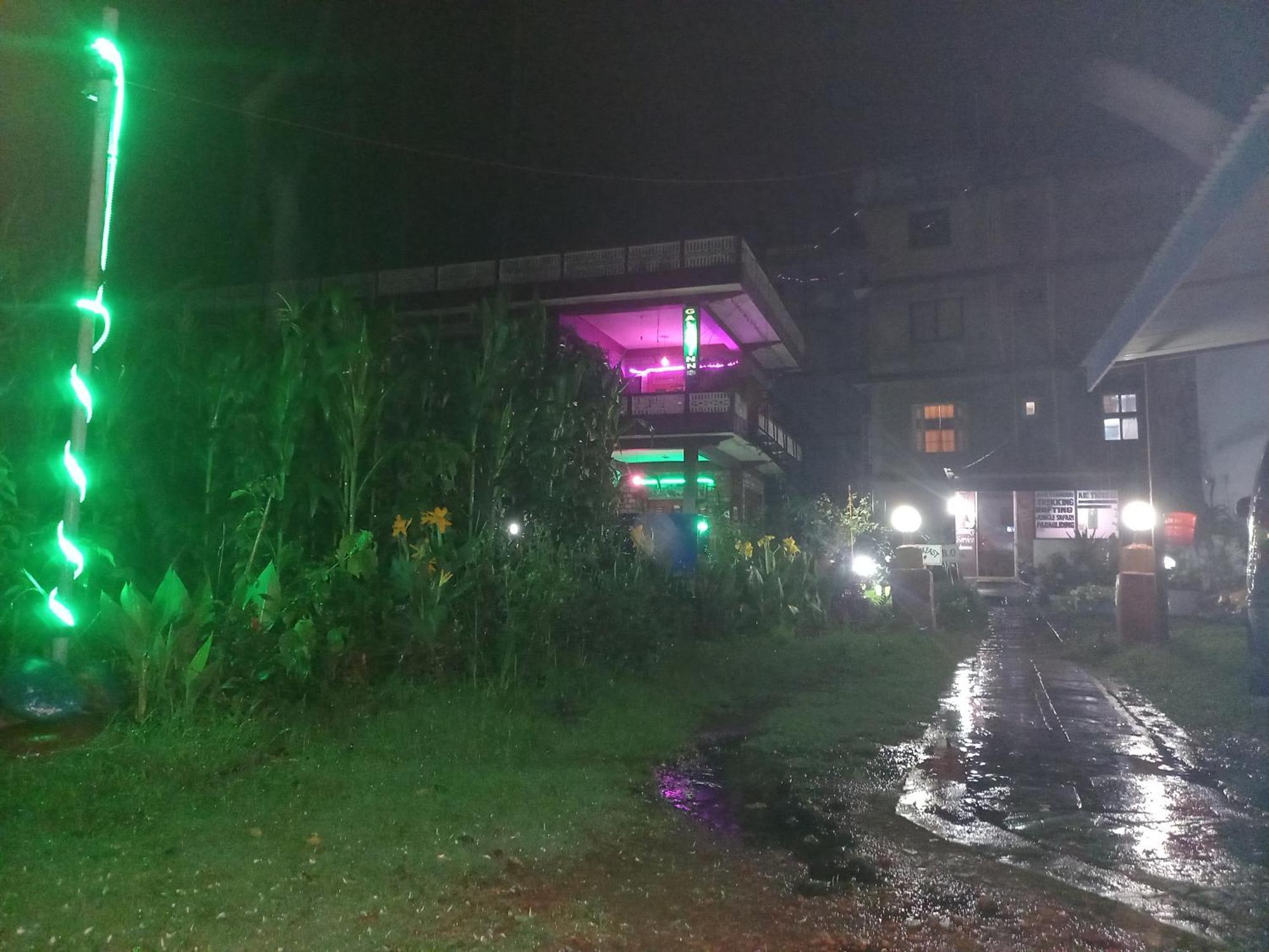 Galaxy Inn Guest House Pokhara Eksteriør billede