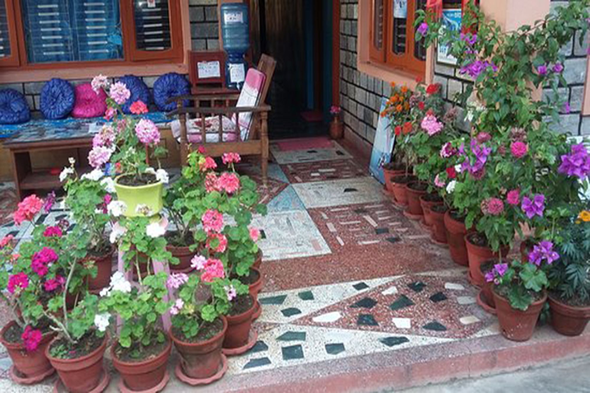 Galaxy Inn Guest House Pokhara Eksteriør billede